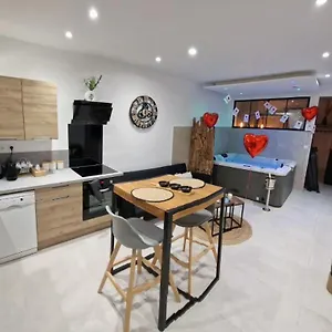 - , Monteux France